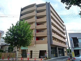 高槻市賃貸マンション セレニテ高槻 外観.jpg