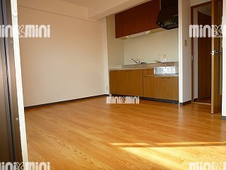 高槻市賃貸マンション アソシアード高槻|LDK.jpg