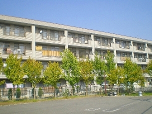 高槻市賃貸マンション リヴェールシェソワ|外観.jpg
