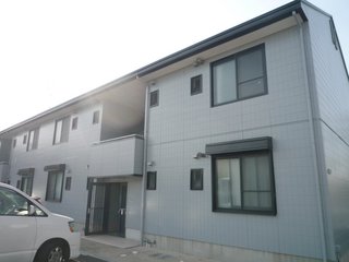 ハイツファミール 外観.jpg