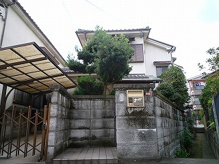 高槻市賃貸一戸建て 野見町貸家 外観