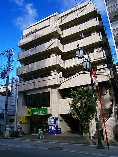 PC160069-thumbnail2.jpg