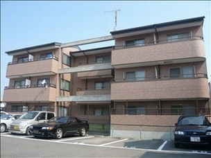 高槻市賃貸マンション|ヴィラクラージュの外観